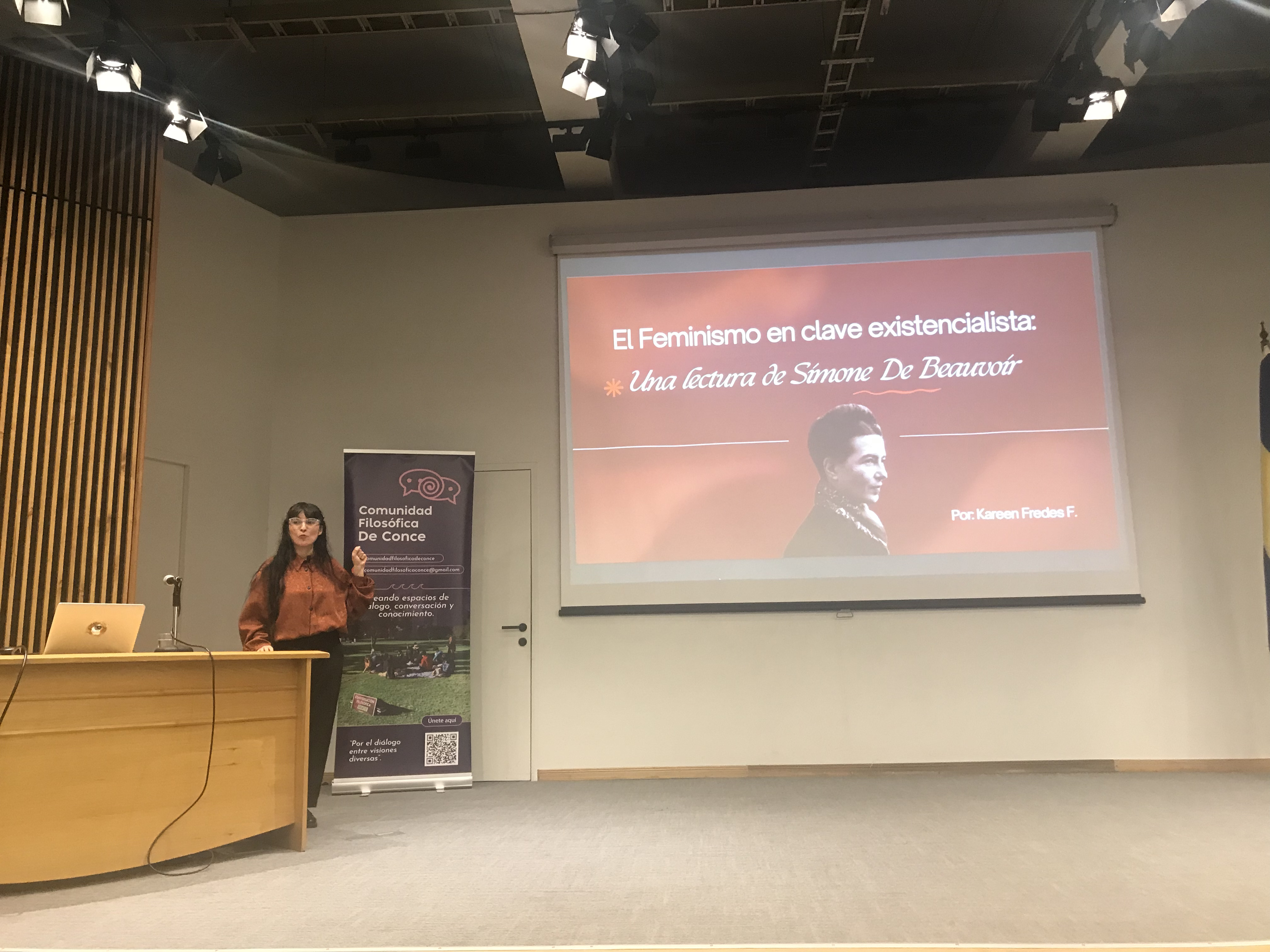 Registro de Feminismo en clave existencialista, fotografía 4